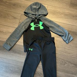 Great condition UA outfit